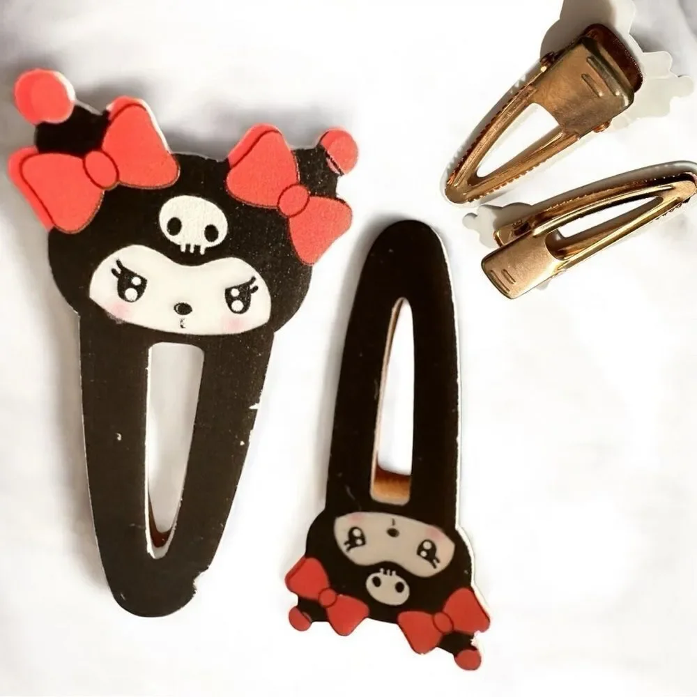 New Sanrio Kuromi Hair Clips 2pcs – Gothic Red Bow Acrylic Barrettes